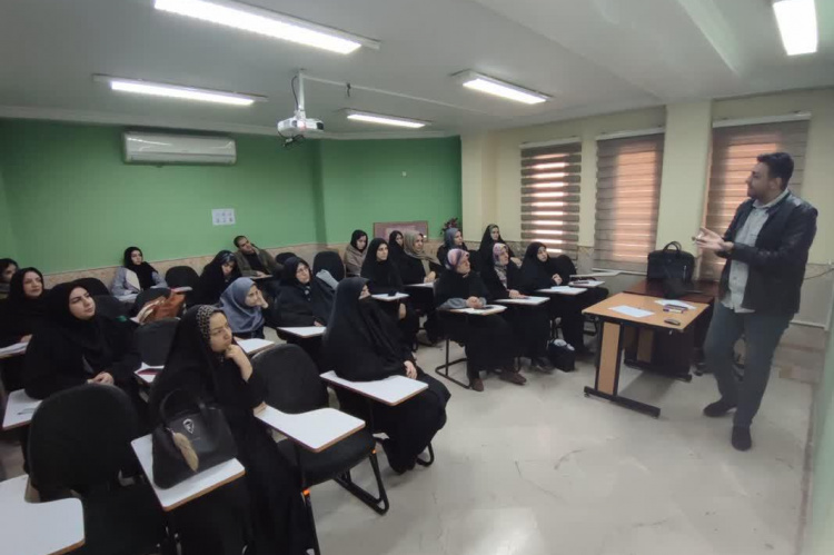 دوره مهارت کارآفرینی و کسب و کار برگزار شد